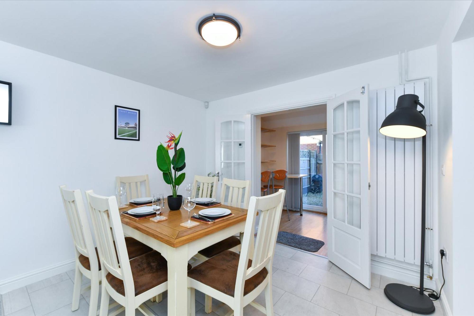 Morgan House- 4 Bed House, Near Nottingham Trent Uni Βίλα Εξωτερικό φωτογραφία